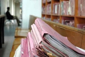 &Ouml;n&uuml;m&uuml;zdeki 2 g&uuml;n i&ccedil;inde&nbsp;yeni&nbsp;bir&nbsp;d&uuml;zenleme yapılmazsa, dava a&ccedil;ma,&nbsp;icra takibi&nbsp;dahil&nbsp;deprem b&ouml;lgesinde durdurulan