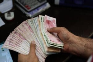 Ekonomi bug&uuml;n a&ccedil;ıklanacak destek, tedbir ve teşvik paketine odaklandı. Berat
