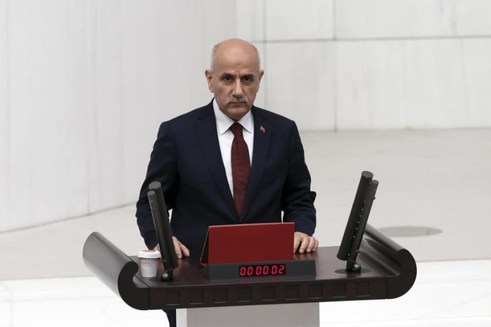 AKP'li Cumhurbaşkanı Recep Tayyip Erdoğan tarafından 'g&ouml;revden af' talebi kabul
