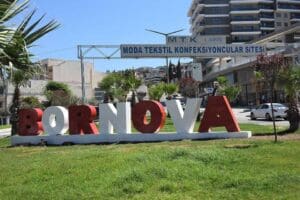 Bornova Belediyesi, Kamil Tunca Caddesi ile Kemalpaşa Caddesi&rsquo;nin kesişimi olan