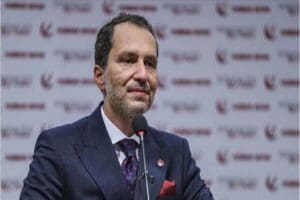 Cumhur İttifakı'na katılan Yeniden Refah Partisi'nin Genel Başkanı&nbsp;Fatih Erbakan,&nbsp;bug&uuml;n Cumhurbaşkanı