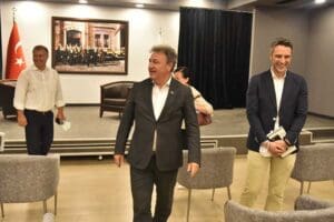 B&uuml;nyesindeki k&uuml;lt&uuml;r merkezleri ve sosyal tesisler başta olmak &uuml;zere t&uuml;m