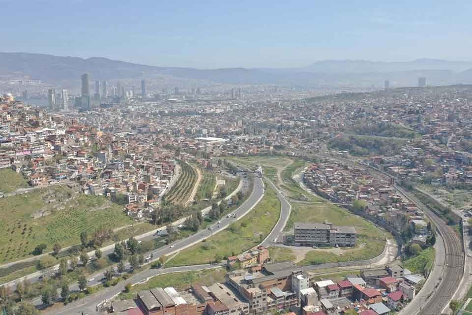 İzmir B&uuml;y&uuml;kşehir Belediye Meclisi mayıs ayı olağan meclis toplantısı ikinci