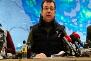 İBB Başkanı Ekrem İmamoğlu beklenen yoğun kar yağışının kuzeyden İstanbul'a