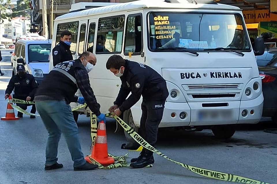 İZMİR'in Buca il&ccedil;esinde, Mehmet Elibol (63), şof&ouml;r olarak &ccedil;alıştığı yolcu