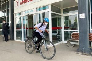 İzmir&rsquo;de &Ouml;demiş Devlet Hastanesi'nin Evde Sağlık Hizmetleri biriminde g&ouml;rev yapan