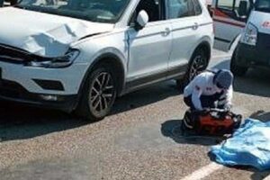 İzmir'in Seferihisar ilçesinde, yolun karşısına geçerken otomobil çarpan Aysel Öğüt