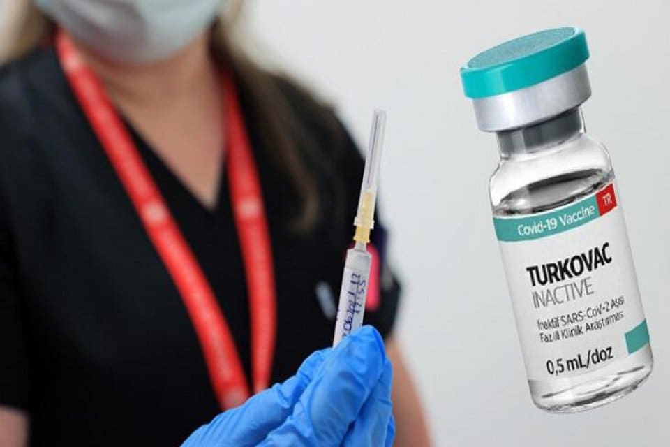 Sağlık Bakanlığı'nın 25 Kasım'da acil kullanım i&ccedil;in başvuruda bulunduğu yerli