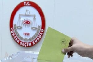 Y&uuml;ksek Se&ccedil;im Kurulu (YSK), ge&ccedil;ici aday listesini yayımladı. Buna g&ouml;re,
