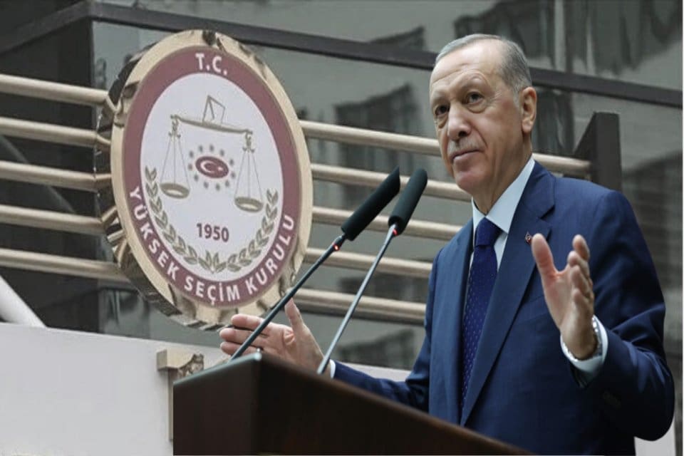 AK Parti Grup Başkanı İsmet Yılmaz ve MHP Grup Başkanvekili