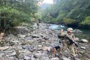 Milli Savunma Bakanlığı, Yunanistan'dan ka&ccedil;ak yolla yurda girmeye &ccedil;alışan 3