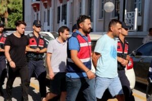 Muğla'nın Fethiye il&ccedil;esinde, FET&Ouml;/PDY &uuml;yesi oldukları iddiasıyla yargılanmaları s&uuml;ren 17