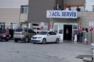 Yunanistan'a ge&ccedil;mek isteyen 8 ka&ccedil;ak g&ouml;&ccedil;menin &uuml;zerine ateş a&ccedil;ıldı. Olayda