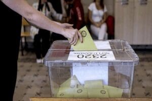 14 Mayıs se&ccedil;imleri yaklaşırken, yurt dışı oylarının &ouml;nemi de yeniden