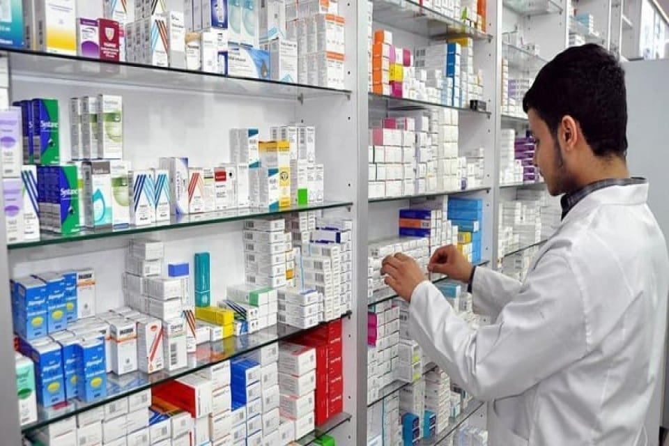 Resmi Gazete'de yayımlanan d&uuml;zenlemeyle yurtdışından getirilen ila&ccedil;ların İla&ccedil; Takip Sistemi'ne