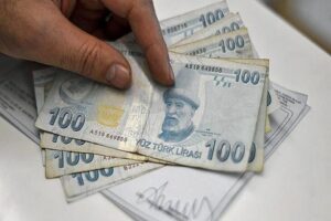 Uzman doktor, Kamu Denetçiliği Kurumu (KDK) aracılığıyla mesai dışı çalışmasına