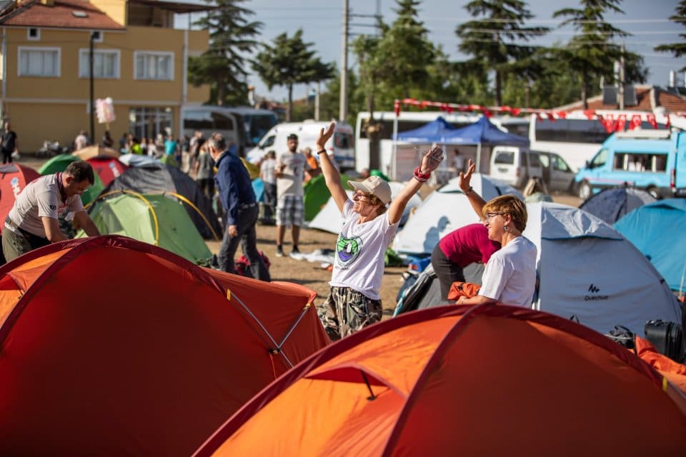 İzmir B&uuml;y&uuml;kşehir Belediyesi kentin kurtuluşunun 100'&uuml;nc&uuml; yıl d&ouml;n&uuml;m&uuml;nde Kocatepe'den başlayıp