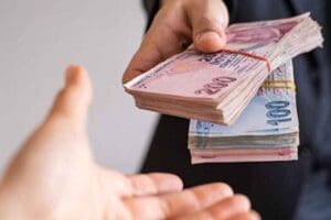 Memur ve emekliye y&uuml;zde 30 zam Meclis'ten ge&ccedil;erken, zamlı maaşlarının