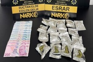 Muğla'da uyuşturucu operasyonunda g&ouml;zaltına alınan 2 ş&uuml;pheli tutuklandı. İl Emniyet
