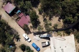 İzmir'in 14 ilçesindeki jandarma operasyonlarında, 2 kilo 708 gram esrar,