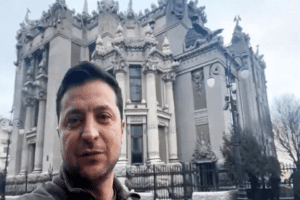Ukrayna Cumhurbaşkanı Volodimir Zelenski, &uuml;lkesine 5 g&uuml;n i&ccedil;erisinde 56 f&uuml;ze