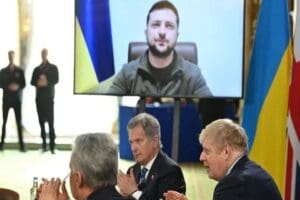 Ukrayna Devlet Başkanı Zelenski, Ukrayna'nın hızlandırılmış prosed&uuml;r kapsamında NATO &uuml;yeliğine