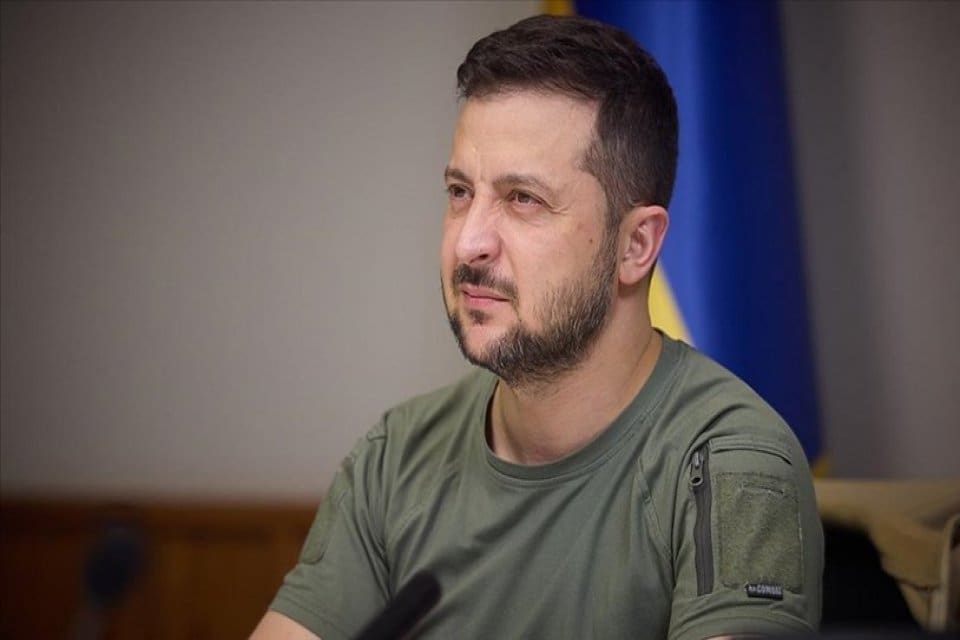 Ukrayna Devlet Başkanı Zelenskiy, Rusya'nın havadan saldırılarına karşı İtalya'dan hava