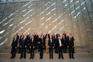 Rusya ile Ukrayna arasındaki savaş bir aydır devam ederken, NATO