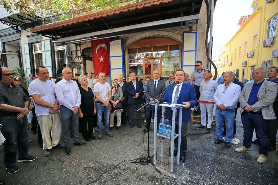 Konak Belediye Başkanı Abd&uuml;l Batur, Zeynel Ergin&rsquo;in isminin tarihi gevrek