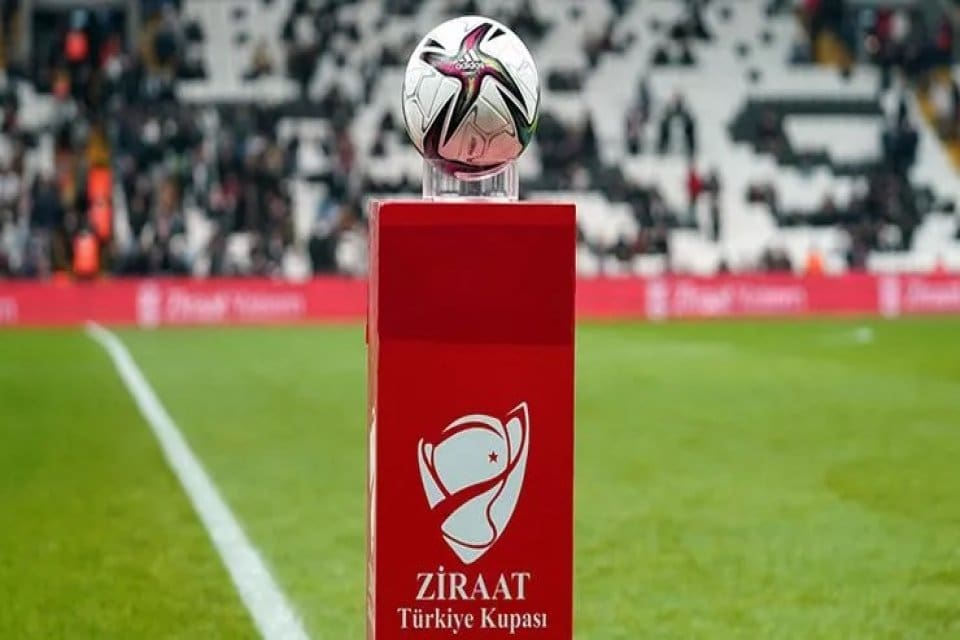 Ziraat T&uuml;rkiye Kupası'nda son 16 turunun kura &ccedil;ekimi ger&ccedil;ekleşti ve