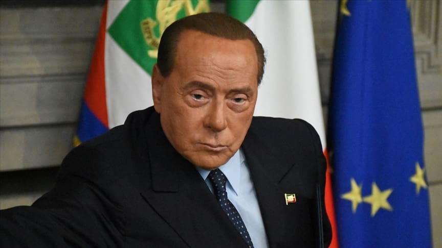 İtalya basınında çıkan haberlere göre, eski İtalya Başbakanı Silvio Berlusconi