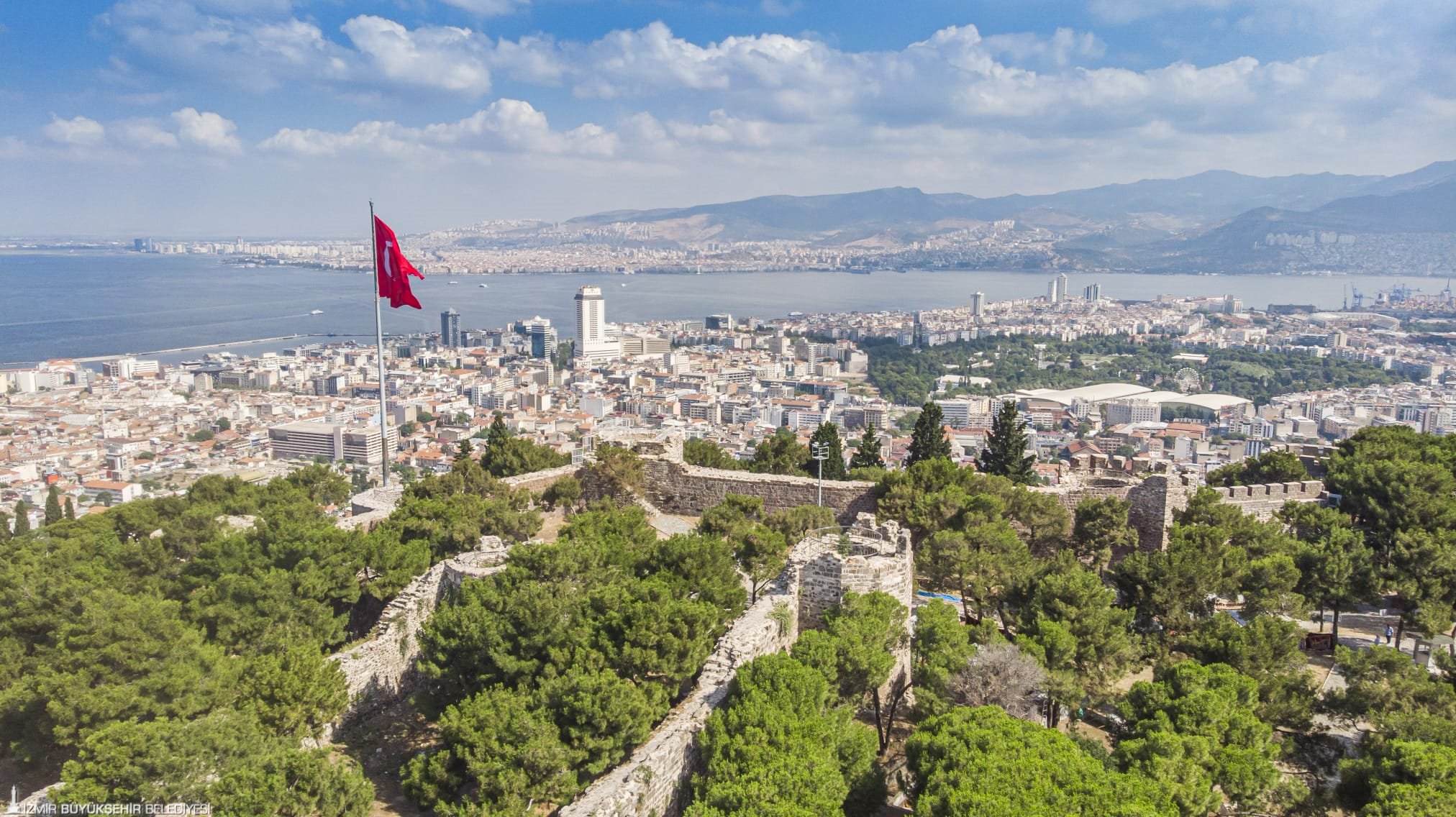 İzmir Büyükşehir Belediyesi Başkanı Tunç Soyer’in İzmir’i turizm alanında öncü