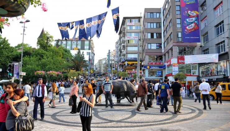 Kadıköy’de yarın bazı yollar trafiğe kapatılacak