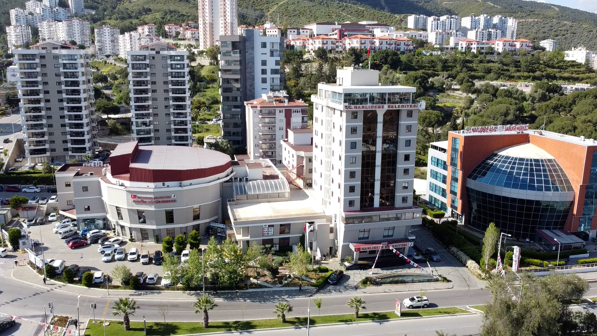 Narlıdere Belediyesi’nin Pakize Ateş Kadın Danışma Merkezi bünyesinde hizmet veren