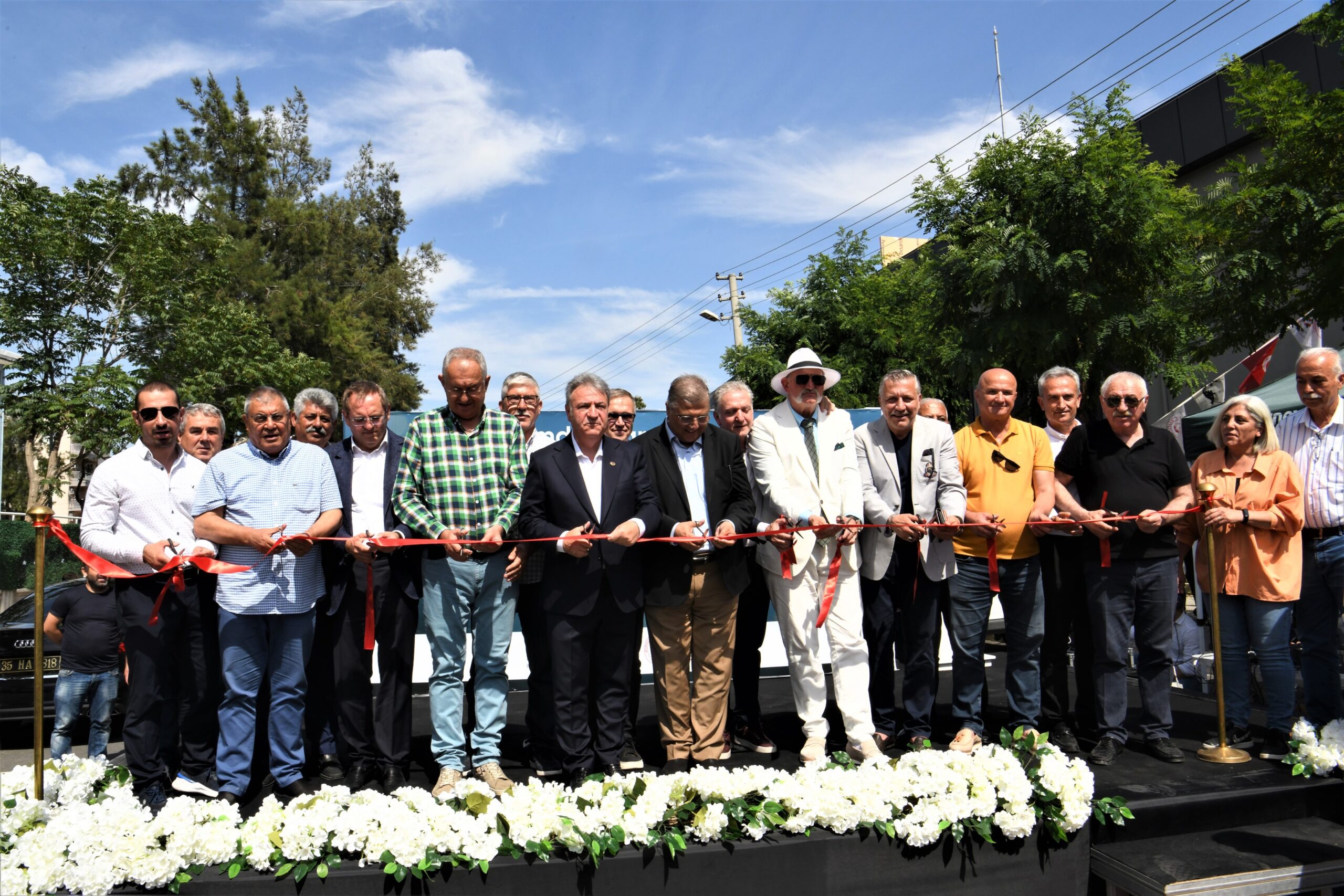 Geçtiğimiz yıl tamamlanarak yüzme kurslarına ev sahipliği yapmaya başlayan havuzun