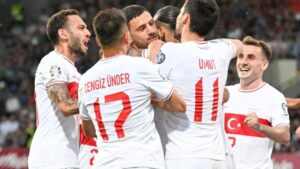 Hakem Tamas Bognar yönetimindeki müsabakayı Macaristan Futbol Federasyonu üstlendi. Başkent