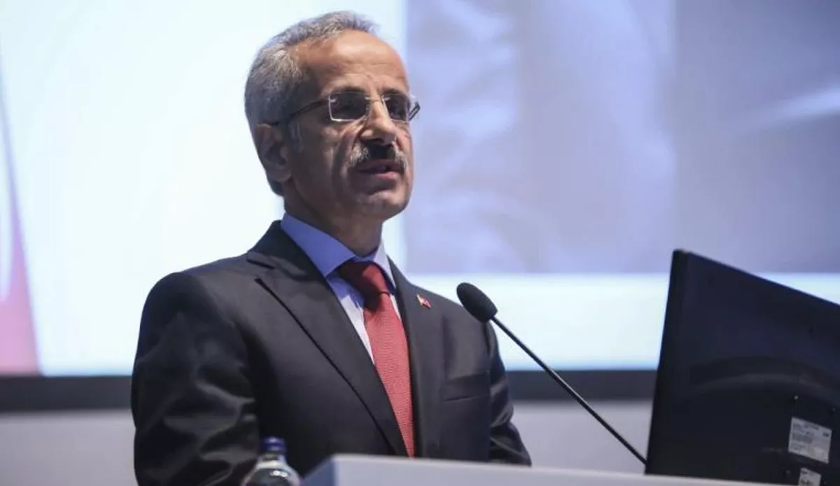 Ulaştırma ve Altyapı Bakanı Abdulkadir Uraloğlu, denetimlerde ana unsurun ‘fahiş