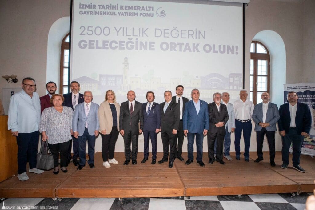 Kemeraltı dünya vitrinine çıkıyor... Gayrimenkul Yatırım Fonu kuruldu...