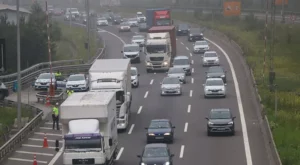 Kurban Bayramı nedeniyle Anadolu Otoyolu’nda, cuma akşamı başlayan trafik yoğunluğu