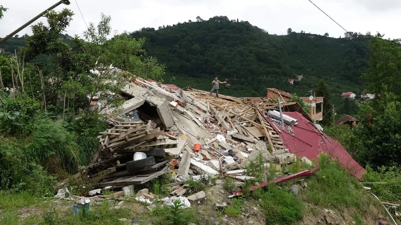 İlçede, 6 bin dönüm arazi üzerine kurulu 480 haneli Çubuklu