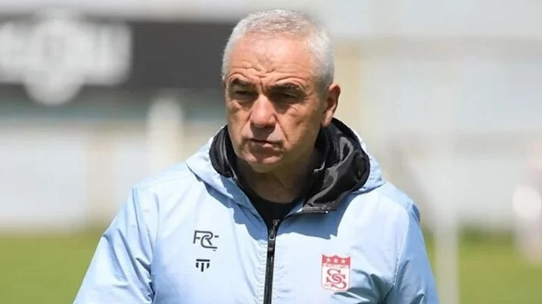 Süper Lig ekiplerinden Sivasspor’da tecrübeli teknik direktör Rıza Çalımbay dönemi