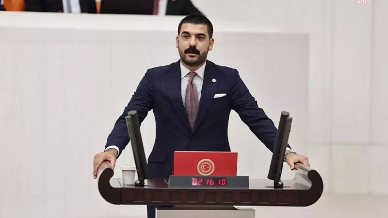 CHP İstanbul Milletvekili Ali Gökçek, Mersin’de 16 yaşındaki lise öğrencisinin