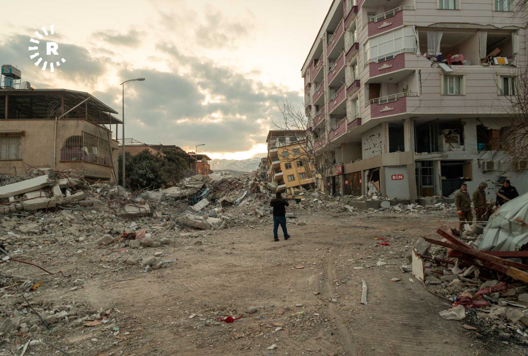 Kahramanmaraş merkezli 6 Şubat’taki depremlerden etkilenen Gaziantep’in Nizip ilçesinde 51