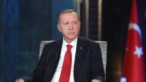 Erdoğan, asgari ücrete ara zammın ardından bir mesaj paylaştı.