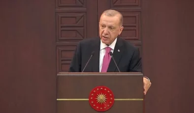 Erdoğan’a ne oldu? Canlı yayındaki sesi dikkat çekti