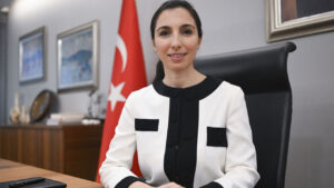 Gazeteci Barış Soydan, Türkiye Cumhuriyeti Merkez Bankası Başkanı Hafize Gaye