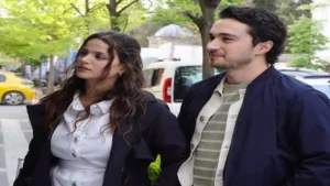 Binnur Kaya, Ecem Erkek, Leyla Tanlar, Zeynep Çamcı, Olgun Toker,