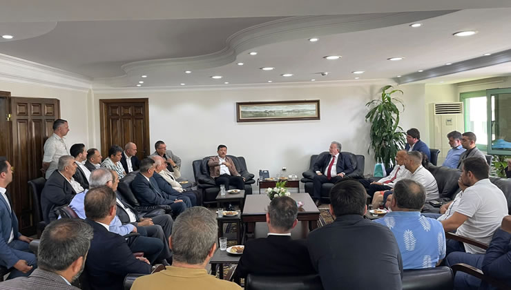 AK Parti Genel Başkan Yardımcısı Hamza Dağ, İzmir Esnaf ve