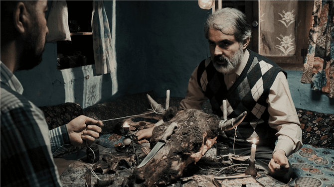 İblis Karanlığın Sahibi 2full HD izle! Kutsal Damacana 4 İZLE!