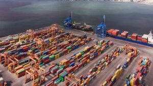 Ticaret Bakanlığı yaptığı açıklamada 2023 yılında ihracat hedefinin 120 milyar